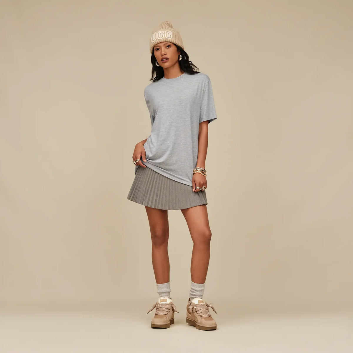 UGG Women's Lowmel Wool Sneaker – Cozy Low-Top Trainer | Chestnut, Sand, Black
