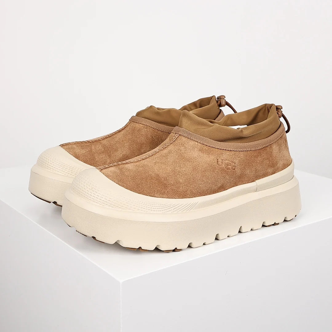 UGG Tazz Low-Top Snow Boot – Sherpa-Lined, Chestnut | Unisex Sizes 35–44
