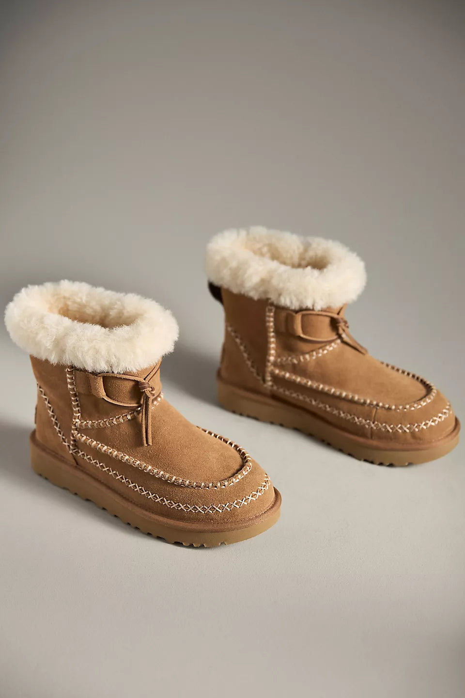UGG Classic Mini Alpine Boot – Warm-Lined Women's Winter Boot | Chestnut, Brown