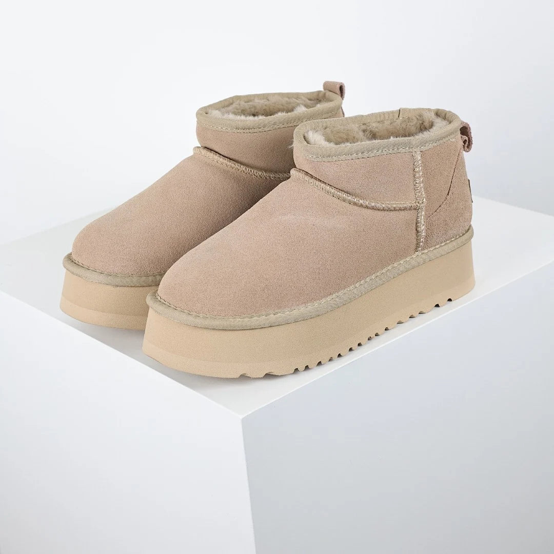 UGG Platform Short Snow Boot – Chunky Sole, Warm-Lined, Sand | Women's 35–40