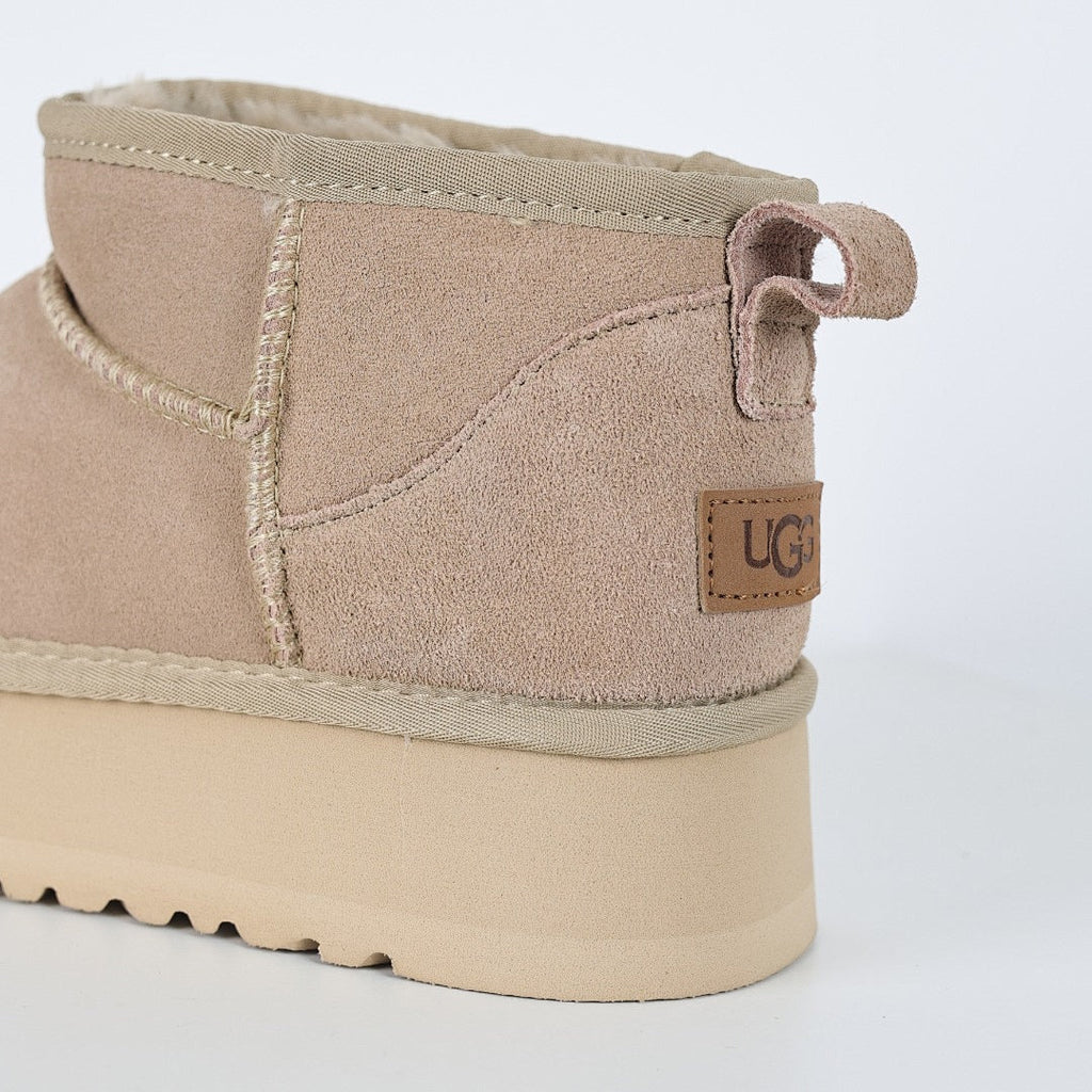 UGG Platform Short Snow Boot – Chunky Sole, Warm-Lined, Sand | Women's 35–40