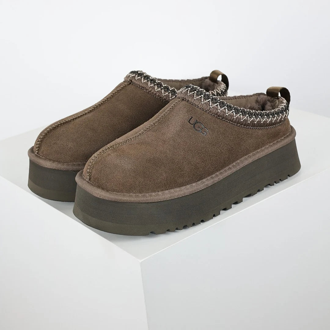 UGG Tazz Platform Mule Slipper – Women's Shearling-Lined Slide in Coffee | Sizes 35–40