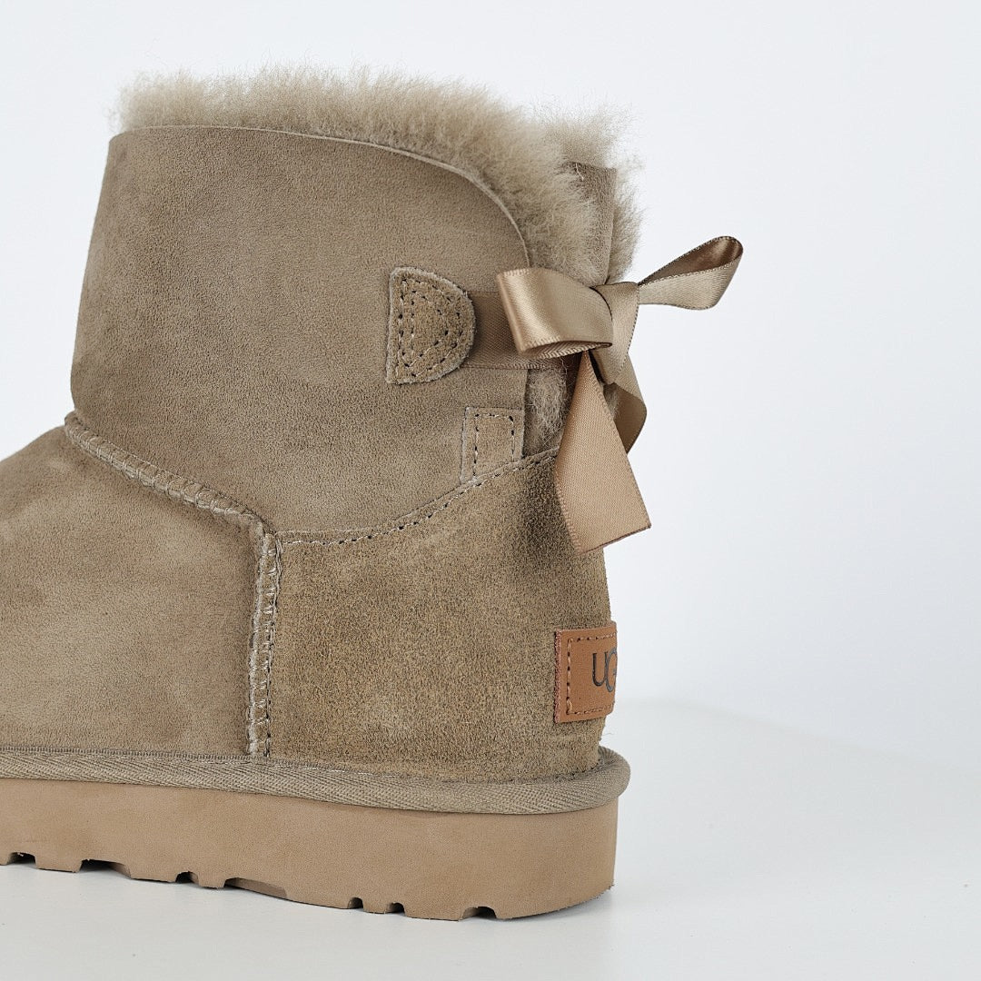UGG Bailey Bow Mini Snow Boot – Warm-Lined, Brown | Women's 35–40