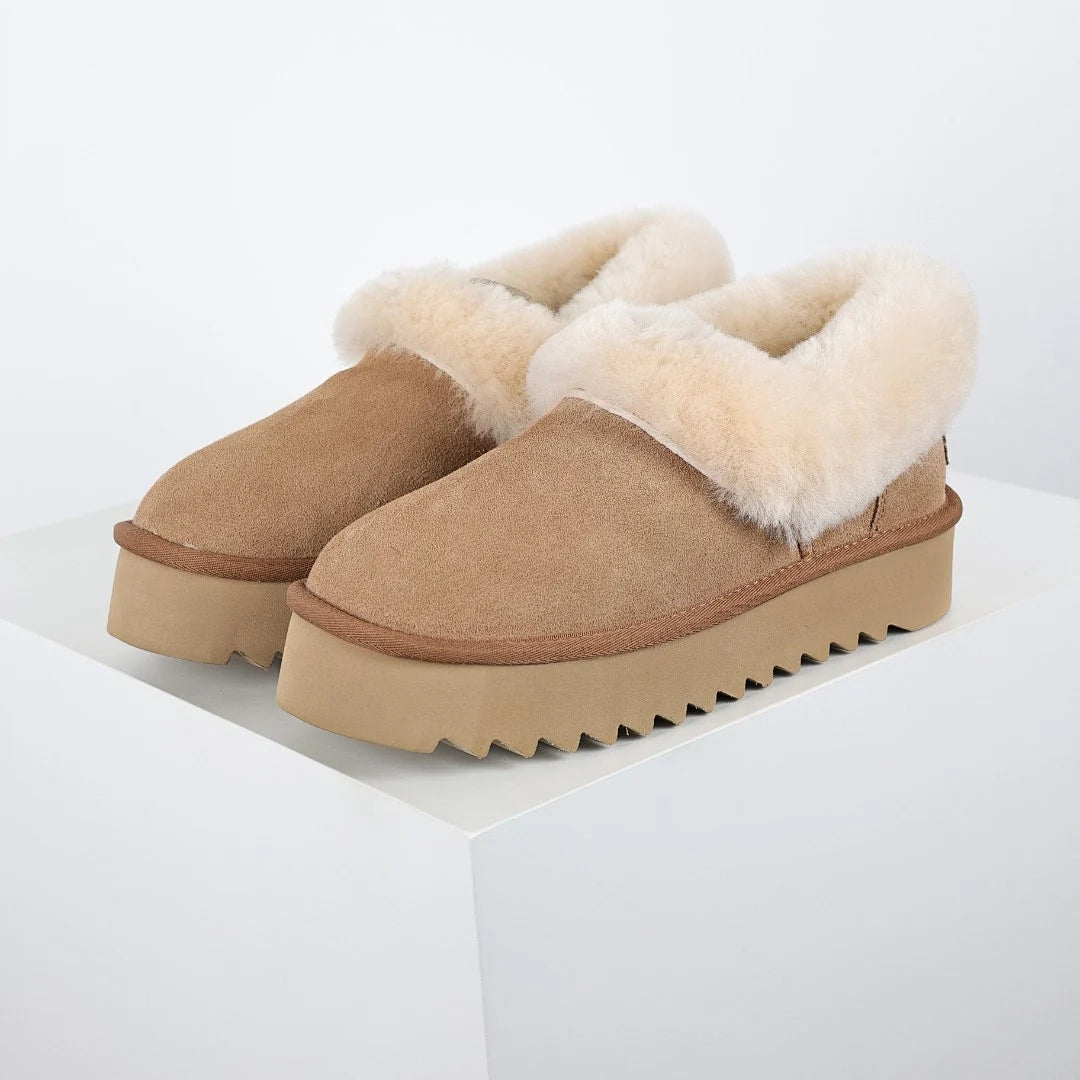 UGG Platform Short Snow Boots – Women's Warm-Lined Winter Boot with 3cm Sole in Chestnut