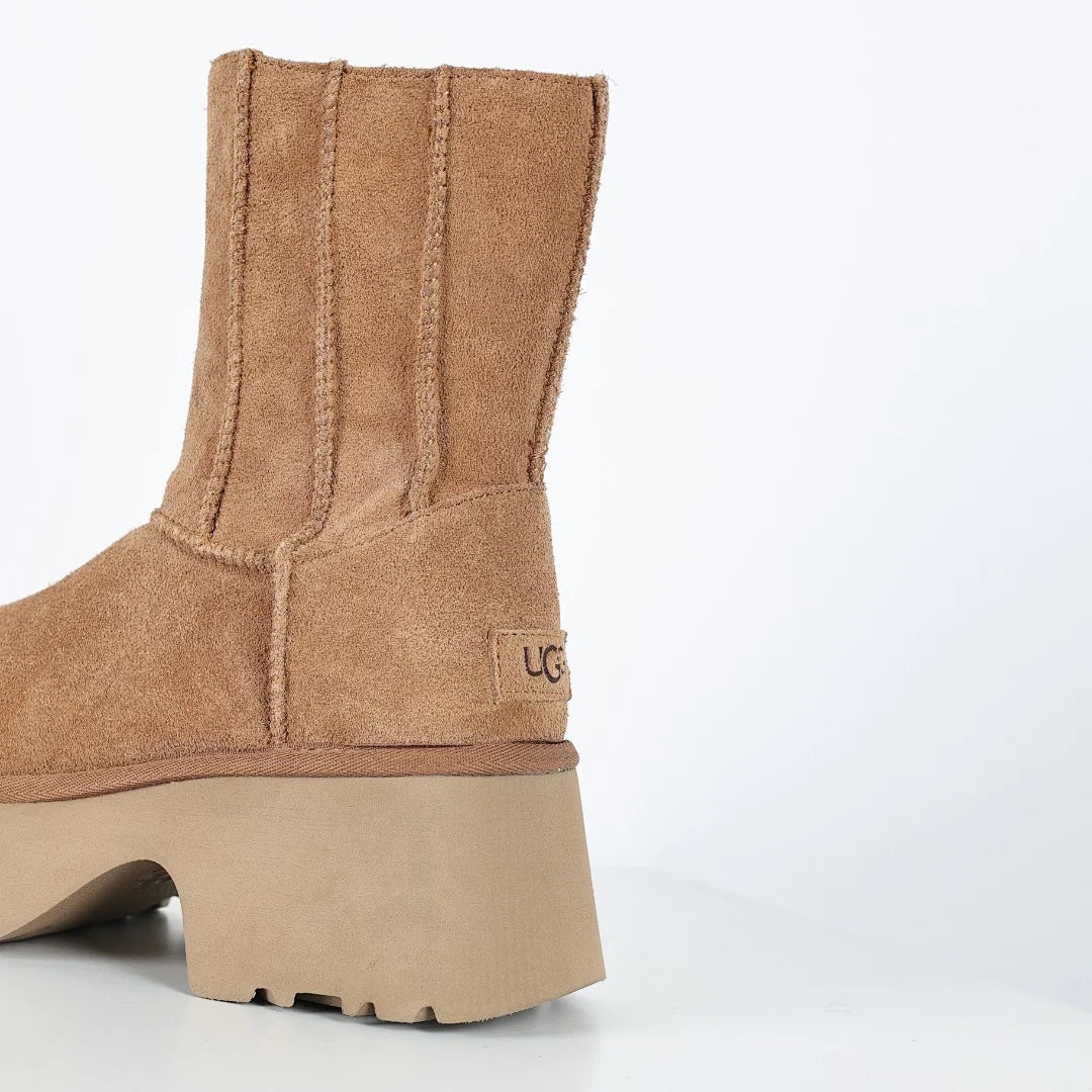 UGG Platform Short Snow Boots – Women's Warm-Lined Winter Boot with 5cm Sole in Chestnut