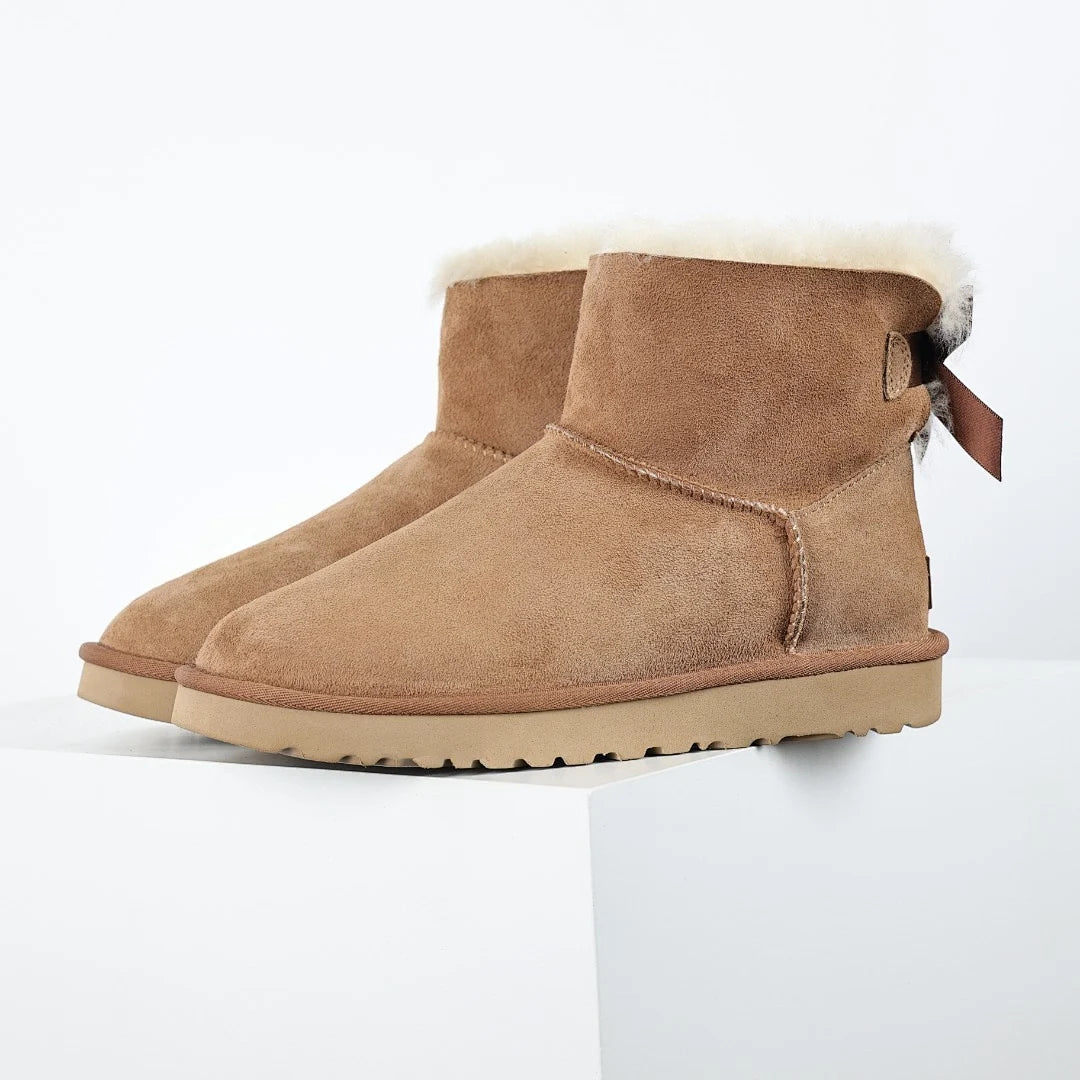 UGG Bailey Bow Snow Boots – Warm-Lined Women's Winter Boot with Bow Detail in Chestnut