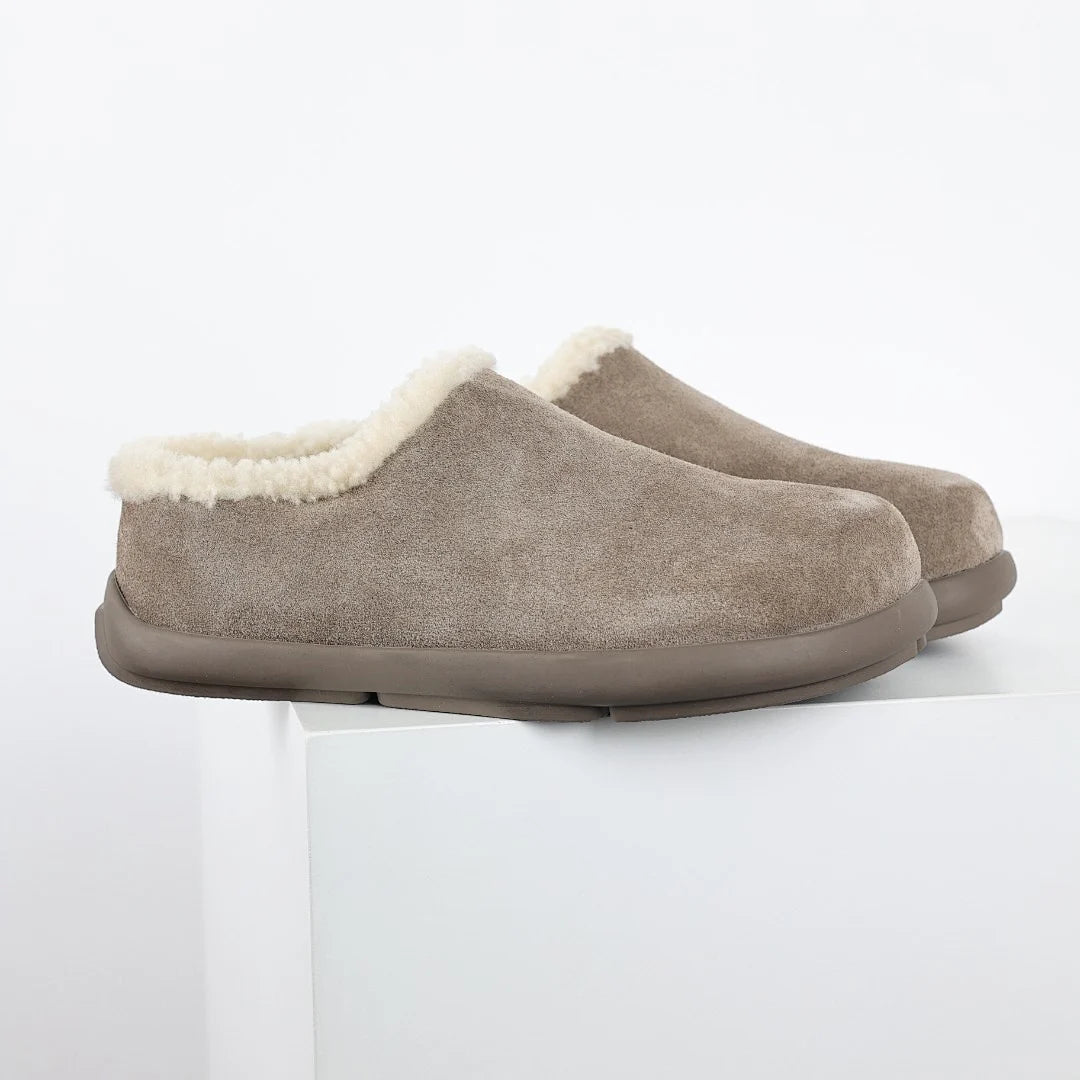 UGG Platform Short Snow Boot – Chunky Sole, Warm-Lined, Gray | Sizes 35–44