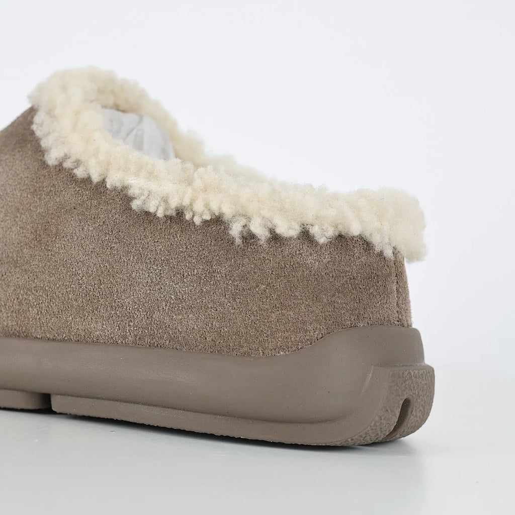 UGG Platform Short Snow Boot – Chunky Sole, Warm-Lined, Gray | Sizes 35–44
