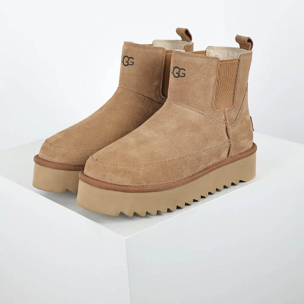 UGG Classic Mini Platform Boot – Women's Warm-Lined Winter Boot with 3cm Sole in Chestnut