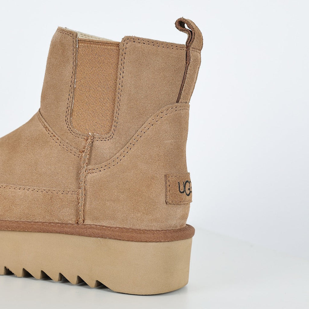 UGG Classic Mini Platform Boot – Women's Warm-Lined Winter Boot with 3cm Sole in Chestnut