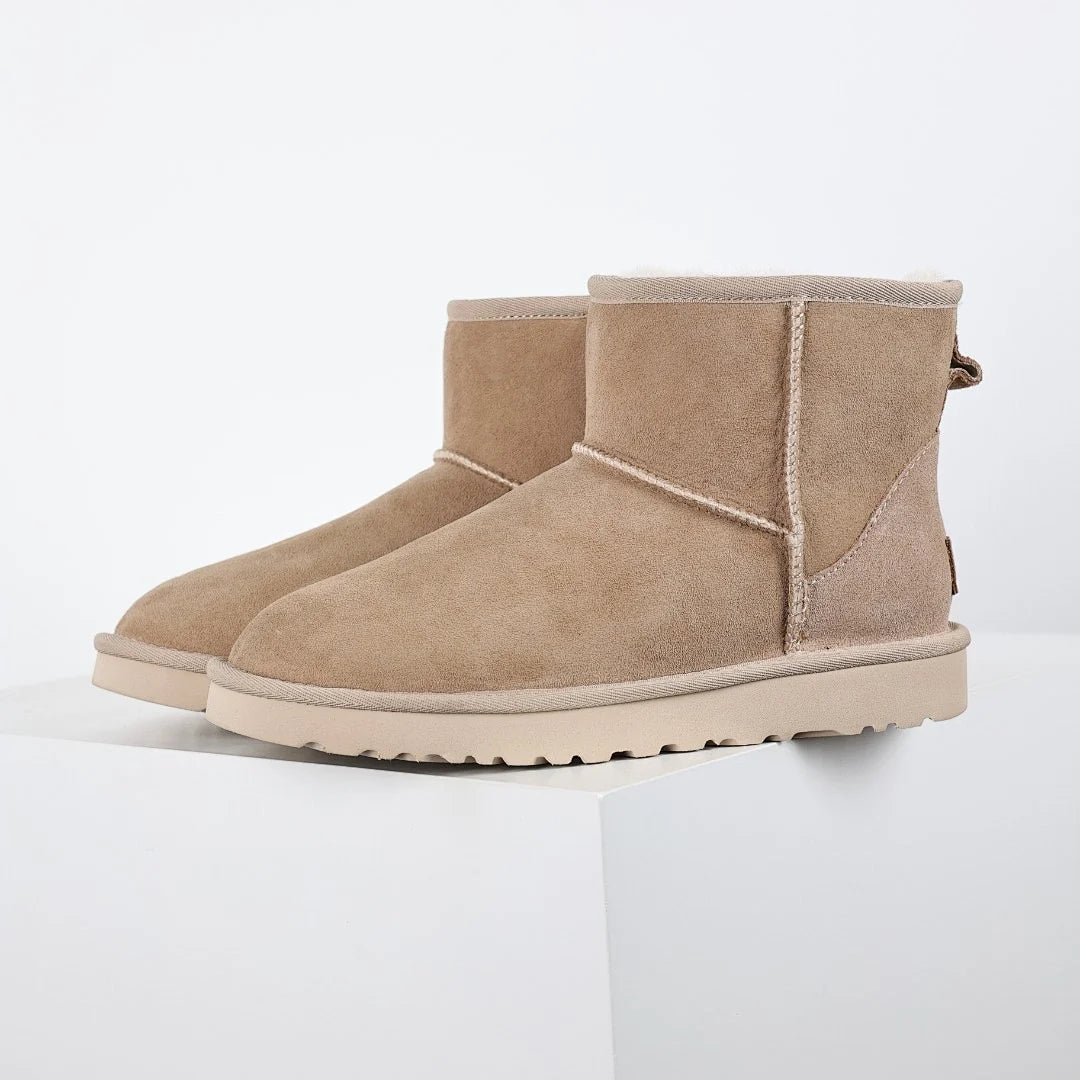 UGG Mini Platform Short Snow Boots – Warm-Lined Winter Boot in Chestnut | Sizes 35–45