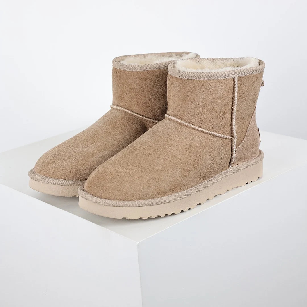 UGG Mini Platform Short Snow Boots – Warm-Lined Winter Boot in Chestnut | Sizes 35–45