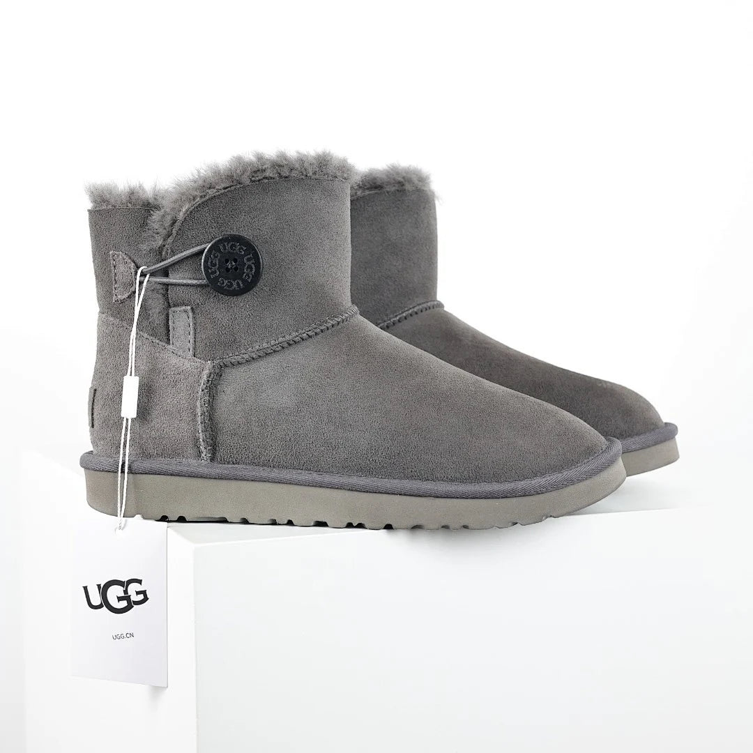 UGG Mini Platform Short Snow Boots – Warm-Lined Women's Winter Boot in Gray