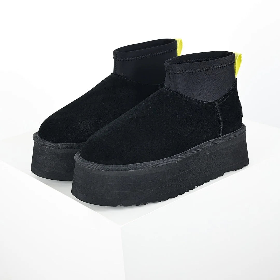 UGG Platform Short Snow Boots – Women's Warm-Lined Winter Boot with 5cm Sole in Black