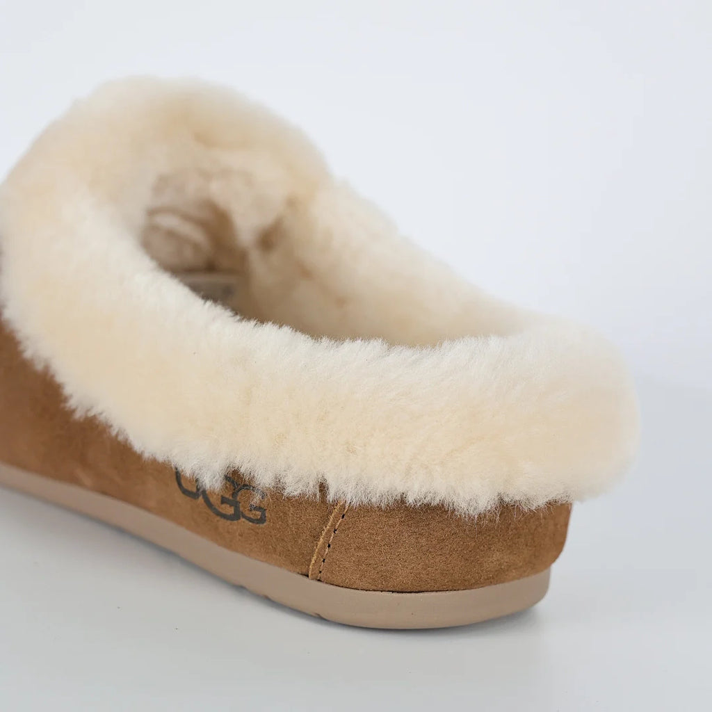 UGG Platform Short Snow Boot – Chunky Sole, Warm-Lined, Chestnut | Women's