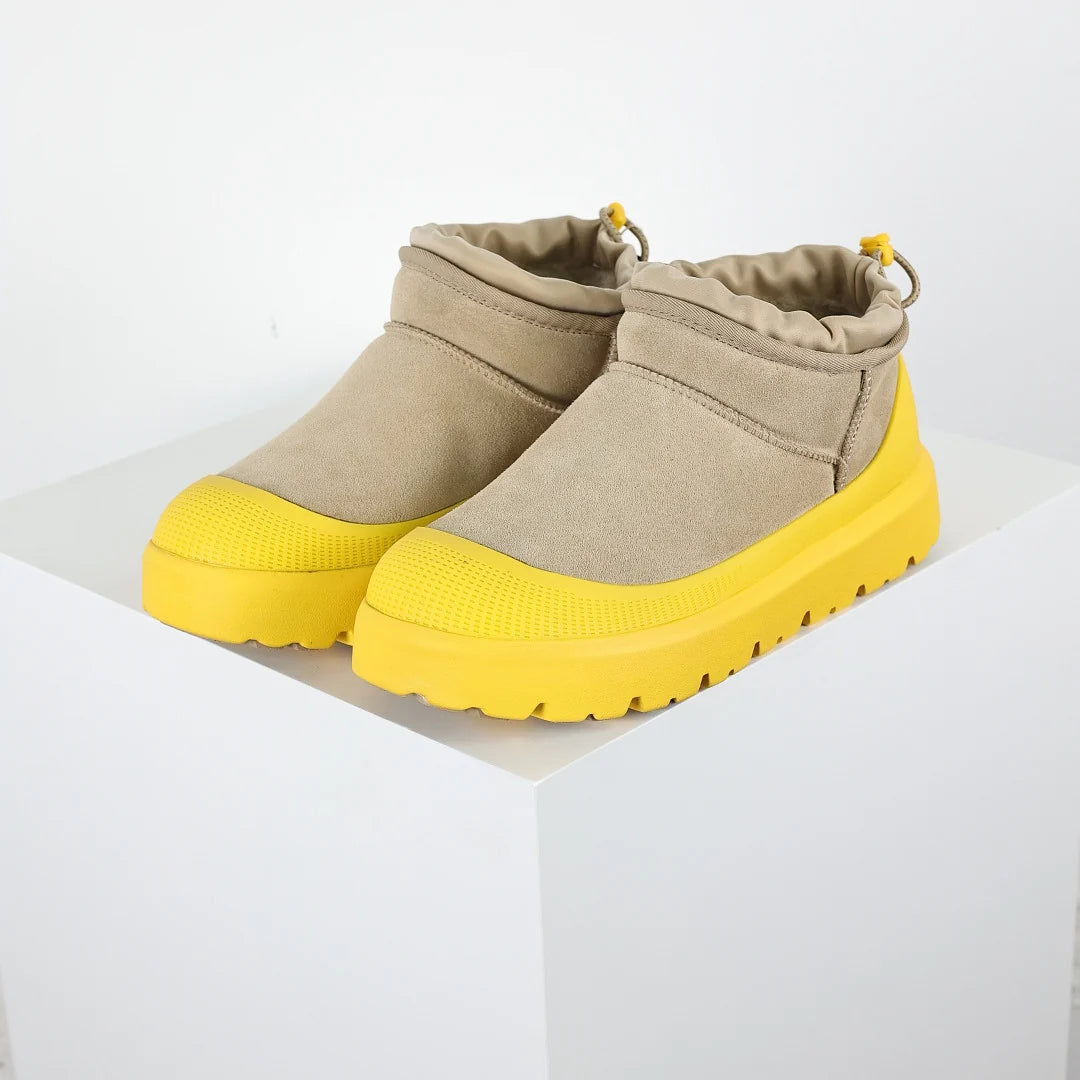 UGG Platform Short Snow Boot – 4 cm Platform, Warm-Lined, Beige | Men's
