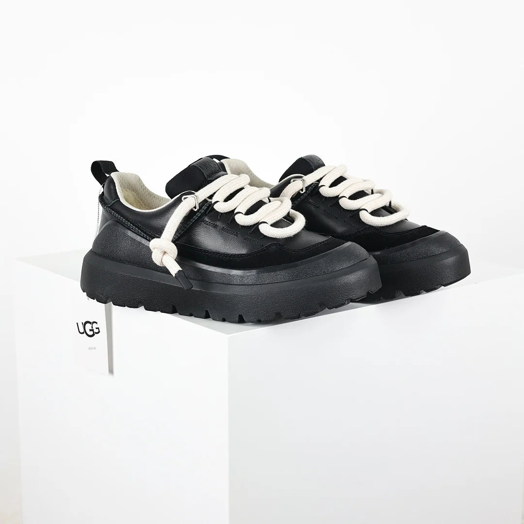 UGG Platform Short Snow Boot  4cm Platform  Winter Boot  Black