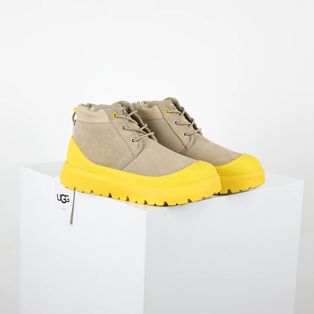 UGG Classic Mini Platform Boot – 4 cm Chunky Sole, Warm-Lined, Beige | Men's Sizes 40–45