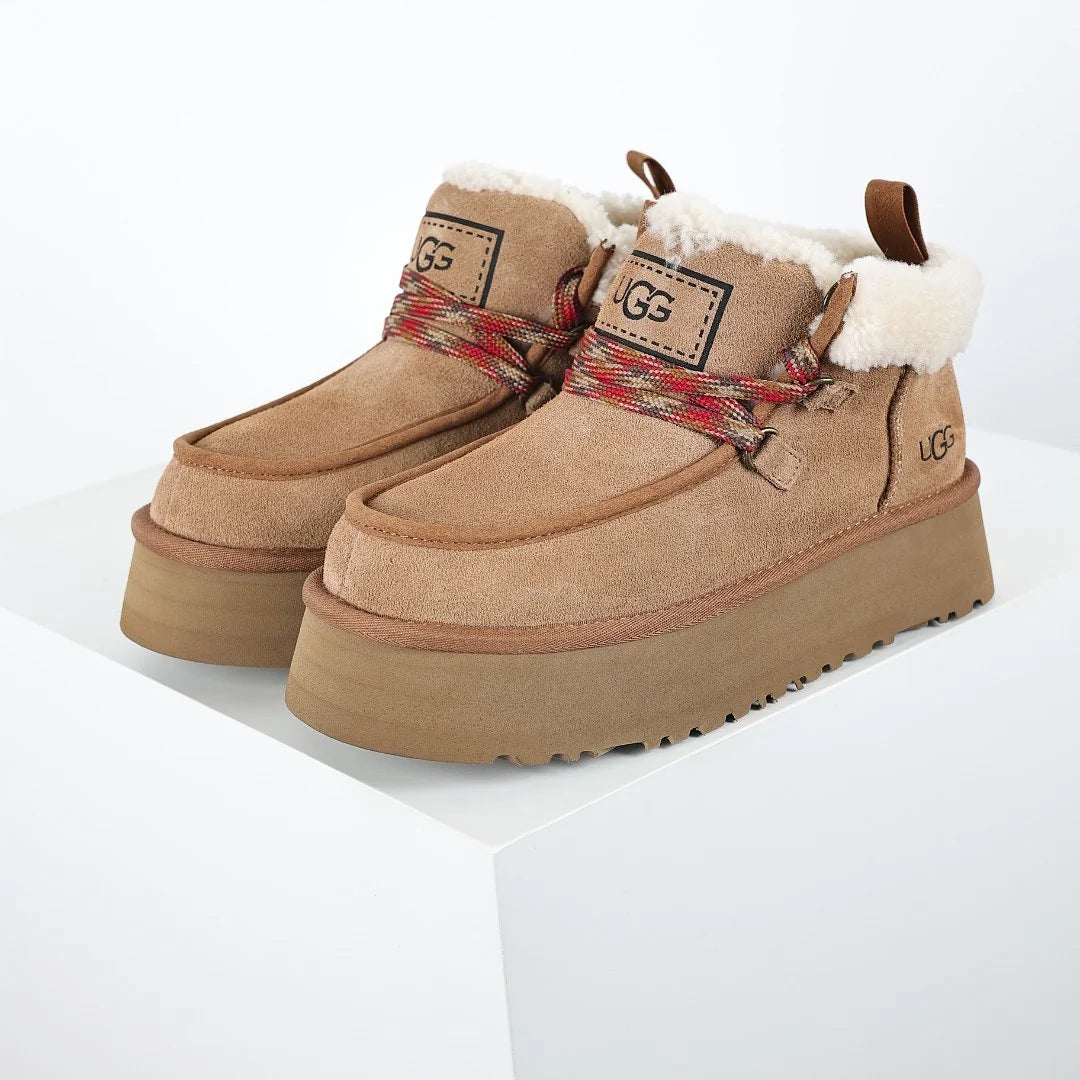 UGG Classic Mini Platform Boot – 3 cm Sole, Warm-Lined, Chestnut | Women's