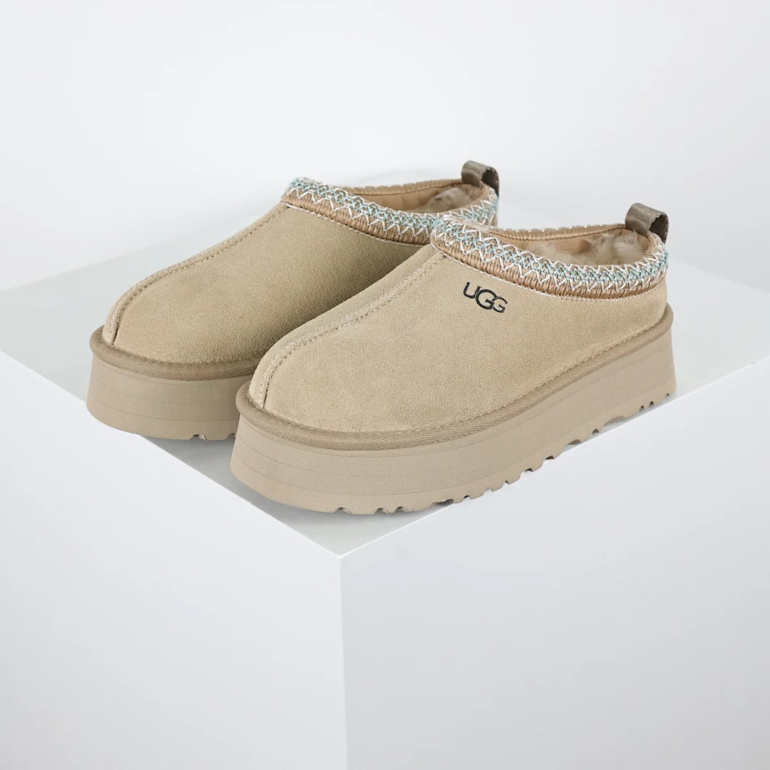 UGG Tazz Platform Mule Slipper – Women's Warm-Lined Slide with 5cm Sole in Beige