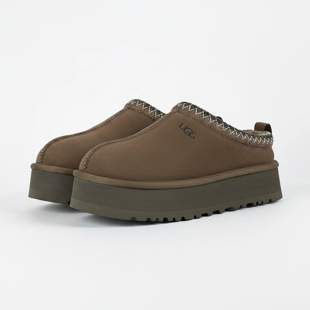 UGG Tazz Platform Mule Slipper – Women's Shearling-Lined Slide in Coffee | Sizes 35–40